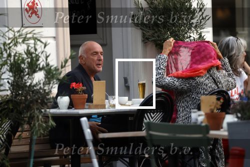 Amsterdam, 27 Augustus 2020 Alfred v d Heuvel met vriendin