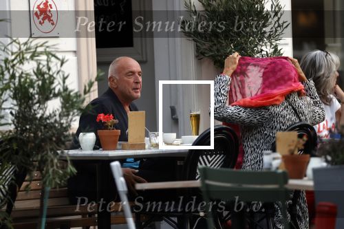 Amsterdam, 27 Augustus 2020 Alfred v d Heuvel met vriendin