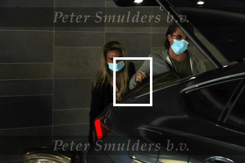 Schiphol  10 september 2020
Andre Hazes en zijn vriendin Monique op schiphol.