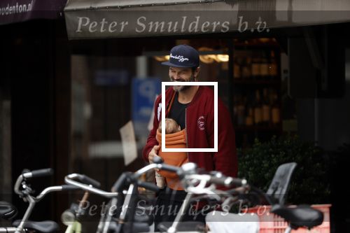 Amsterdam 22 augustus 2020
Arie Boomsma met zijn baby op zijn borst.