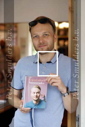 Amsterdam 20 augustus 2020
Arjen Lubach in zijn pop u store ivm met zijn  nieuwe boek stoorzender