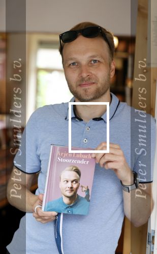 Amsterdam 20 augustus 2020
Arjen Lubach in zijn pop u store ivm met zijn  nieuwe boek stoorzender
