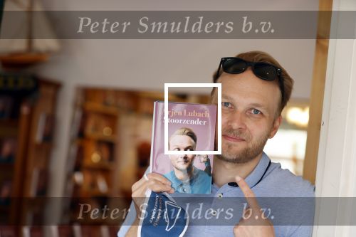 Amsterdam 20 augustus 2020
Arjen Lubach in zijn pop u store ivm met zijn  nieuwe boek stoorzender