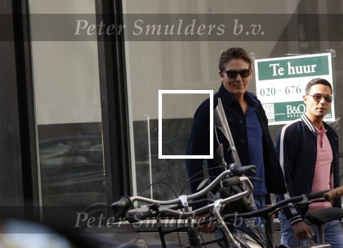 Amsterdam 19 mei 2020
Bart Ettekoven met vriend op de pc Hooftstraat