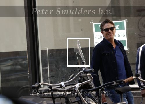 Amsterdam 19 mei 2020
Bart Ettekoven met vriend op de pc Hooftstraat