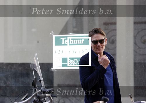 Amsterdam 19 mei 2020
Bart Ettekoven met vriend op de pc Hooftstraat