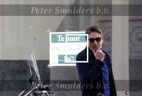 Amsterdam 19 mei 2020
Bart Ettekoven met vriend op de pc Hooftstraat