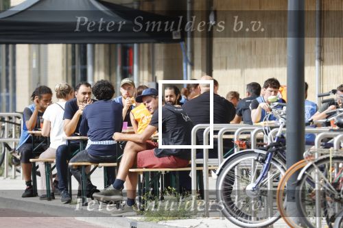 Amsterdam 20 augustus 2020
Opnames Mocro Maffia 3 in amsterdam met oa aanwezig Robert de Hoog Achmed Akkabi en Bobby Boermans .