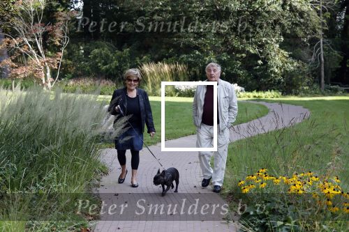 Hilversum 13 september 2020
Bram Biesterveld en Greetje Kauffeld in de tuin van het Rosa Spier huis.