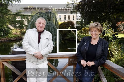 Hilversum 13 september 2020
Bram Biesterveld en Greetje Kauffeld in de tuin van het Rosa Spier huis.