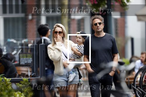 Amsterdam 22 augustus 2020
Chantal janzen met haar man Marco en hun zoontje Bobby