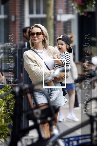 Amsterdam 22 augustus 2020
Chantal janzen met haar man Marco en hun zoontje Bobby