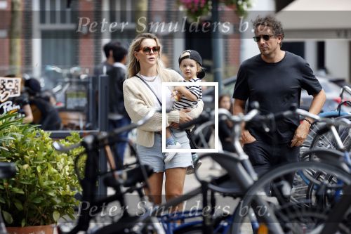 Amsterdam 22 augustus 2020
Chantal janzen met haar man Marco en hun zoontje Bobby