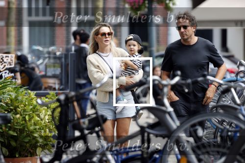 Amsterdam 22 augustus 2020
Chantal janzen met haar man Marco en hun zoontje Bobby