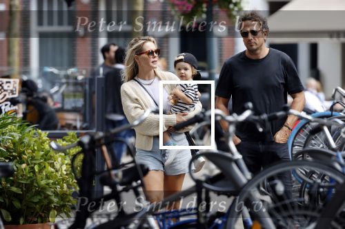 Amsterdam 22 augustus 2020
Chantal janzen met haar man Marco en hun zoontje Bobby