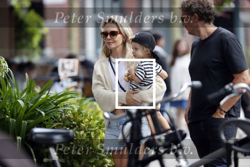 Amsterdam 22 augustus 2020
Chantal janzen met haar man Marco en hun zoontje Bobby