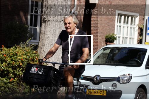 Amsterdam 20 maart 2020
Derek de Lint op de fiets in Amsterdam zuid.