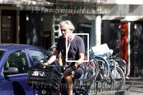 Amsterdam 20 maart 2020
Derek de Lint op de fiets in Amsterdam zuid.