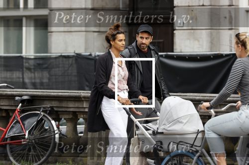 Amsterdam 4 september 2020
Dotan wandelend met een vriendin en haar baby