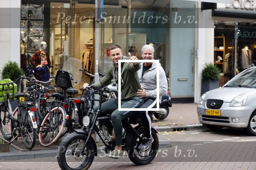 Amsterdam 12 september 2020
Dave en Dries Roelvink samen op electrische Knaap fiets