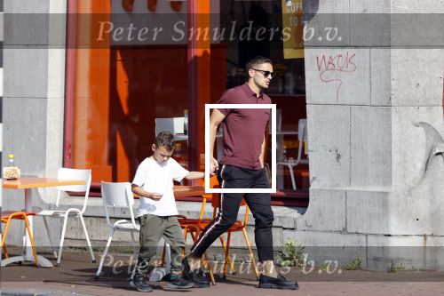 Amsterdam 14 september 2020
Dusan tadic met kinderen en vrouw op straat in Amsterdam