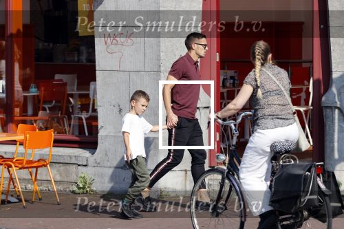 Amsterdam 14 september 2020
Dusan tadic met kinderen en vrouw op straat in Amsterdam