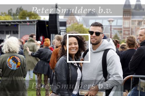 Amsterdam 5 september 2020
Demonstratie tegen Corana op het museumplein. Fajah Lourens kwam met haar vriend