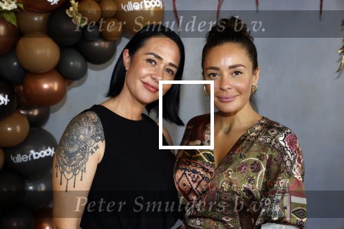Amsterdam 14 september 2020
Presentatie frisdrank en reep van Fajah Lourens die bij alle jumbo supermarkten verkocht gaat worden .
Fajah Lourens met beste vriendin