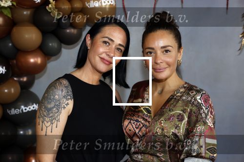 Amsterdam 14 september 2020
Presentatie frisdrank en reep van Fajah Lourens die bij alle jumbo supermarkten verkocht gaat worden .
Fajah Lourens met beste vriendin