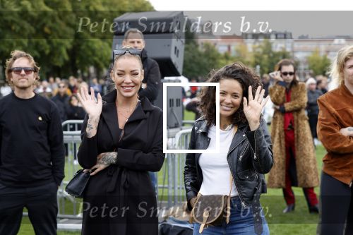 Amsterdam 5 september 2020
Demonstratie tegen Corana op het museumplein. Fajah Lourens en Dorien Rose