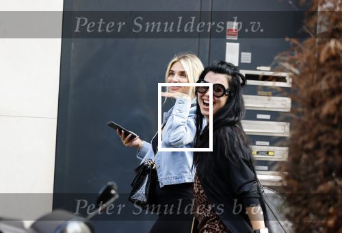 Amsterdam 16 september 2020
Gaby Blaaser met Graziella Ferraro op de pc hooftstraat