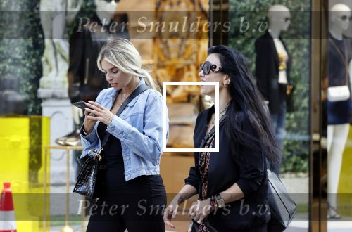 Amsterdam 16 september 2020
Gaby Blaaser met Graziella Ferraro op de pc hooftstraat