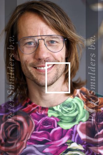 Amsterdam 14 september 2020
Presentatie frisdrank en reep van Fajah Lourens die bij alle jumbo supermarkten verkocht gaat worden .
Giel Beelen
