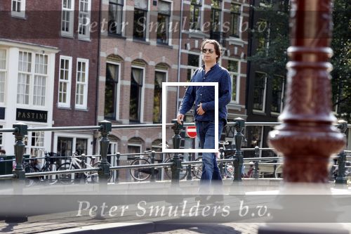 Amsterdam 13 september 2020
Hans Teeuwen op straat in het centrum van Amsterdam