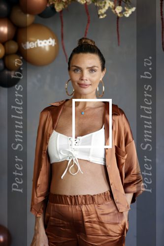 Amsterdam 14 september 2020
Presentatie frisdrank en reep van Fajah Lourens die bij alle jumbo supermarkten verkocht gaat worden .
Kim Feenstra zwanger