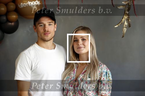 Amsterdam 14 september 2020
Presentatie frisdrank en reep van Fajah Lourens die bij alle jumbo supermarkten verkocht gaat worden .
Koen Weijland en zijn vriendin Carola Kirschbaum