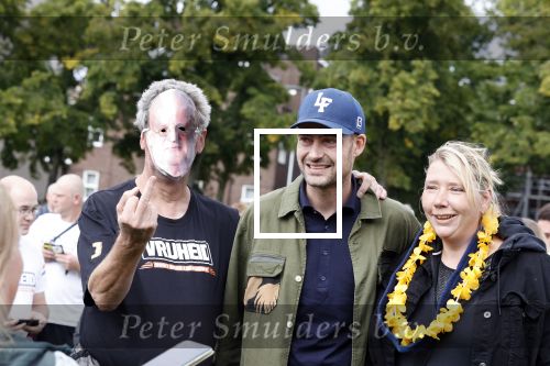 Amsterdam 6 september 2020
Demonstratie met Lange Frans  op het museumplein .