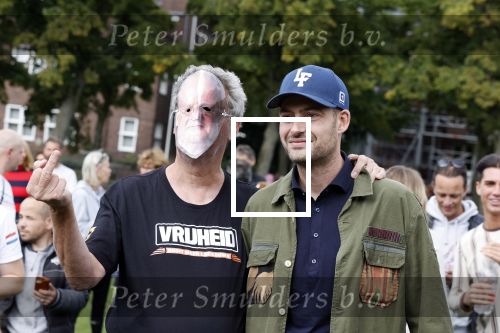 Amsterdam 6 september 2020
Demonstratie met Lange Frans  op het museumplein .