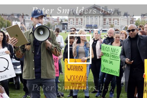 Amsterdam 6 september 2020
Demonstratie met Lange Frans  op het museumplein .