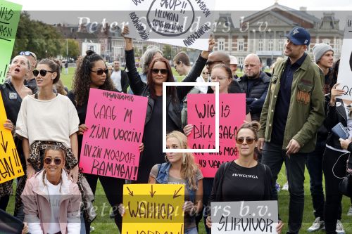 Amsterdam 6 september 2020
Demonstratie met Lange Frans  op het museumplein .