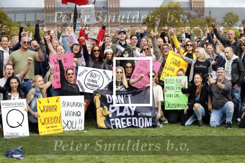 Amsterdam 6 september 2020
Demonstratie met Lange Frans  op het museumplein .