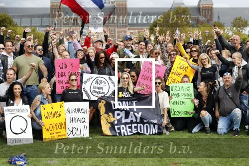 Amsterdam 6 september 2020
Demonstratie met Lange Frans  op het museumplein .