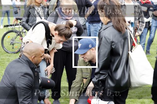 Amsterdam 6 september 2020
Demonstratie met Lange Frans  op het museumplein . Frans met zijn (ex) vrouw Danielle