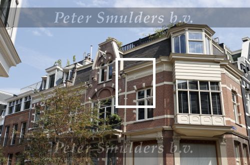 Amsterdam 16 augustus 2020
Het huis van Leco v Zadelhoff in amsterdam zuid staat te koop