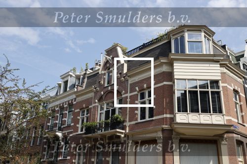 Amsterdam 16 augustus 2020
Het huis van Leco v Zadelhoff in amsterdam zuid staat te koop