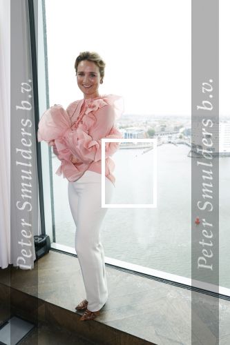 Amsterdam 26 augustus 2020
Castpresentatie Zwanger&Co in de Loft in de Adam toren.
 Carolina Dijkhuizen, Matteo van der Grijn, Lieke van Lexmond Rolf Sanchez Thom Hoffman, Maaike Martens, Waldemar Torenstra en Bo Maerten.