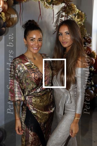 Amsterdam 14 september 2020
Presentatie frisdrank en reep van Fajah Lourens die bij alle jumbo supermarkten verkocht gaat worden . Fajah met Linnebel ( lindsey v d Hoeven)