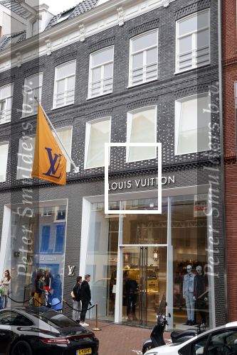 Amsterdam 3 september 2020
Louis Vuitton winkel op de pc hooftstraat.