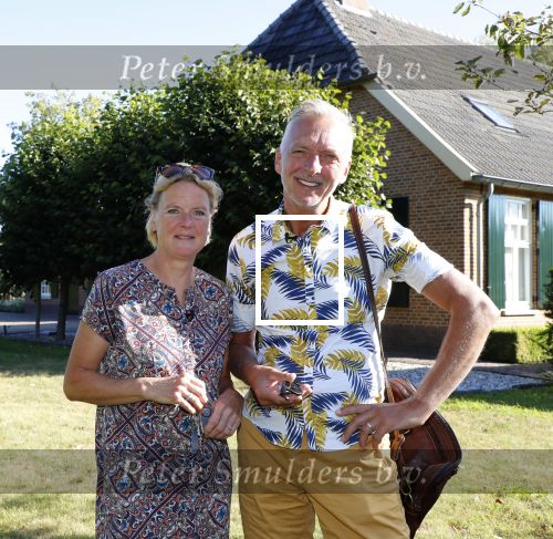 Hengelo, 31 Juli 2020
Martien Meiland verhuist van zijn chateau naar een driedubbele boederij in het Gelderse Hengelo
