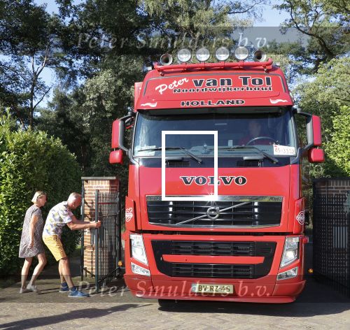 Hengelo, 31 Juli 2020
Martien Meiland verhuist van zijn chateau naar een driedubbele boederij in het Gelderse Hengelo